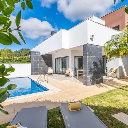 Villa Novochoro - Small Garden By Dreamvillasalbufeira *