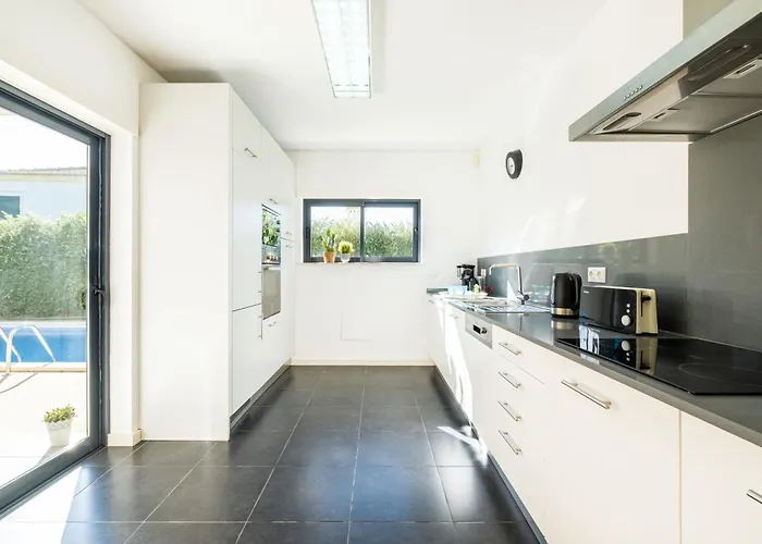 Novochoro - Small Garden By Dreamvillasalbufeira 别墅 *