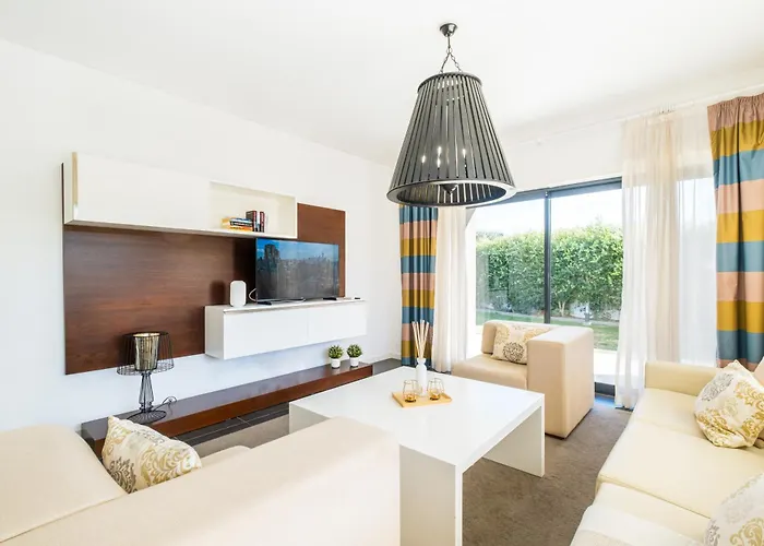 Novochoro - Small Garden By Dreamvillasalbufeira * 阿尔布费拉